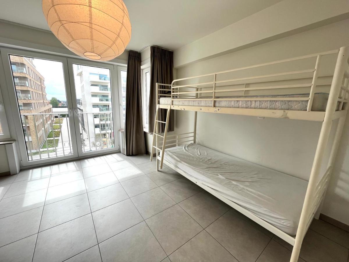 Beautiful 3-bedroom For 6 People With Front Sea View T28 Appartement Oostende