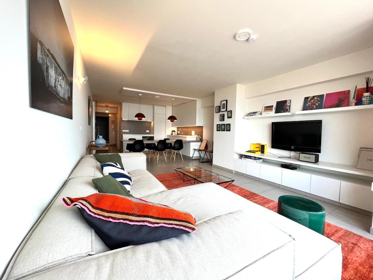 Appartement Beautiful 3-bedroom For 6 People With Front Sea View T28 Oostende